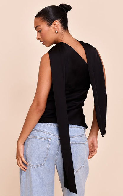 https://mediahub.prettylittlething.com/cnn6773_black_xl_1