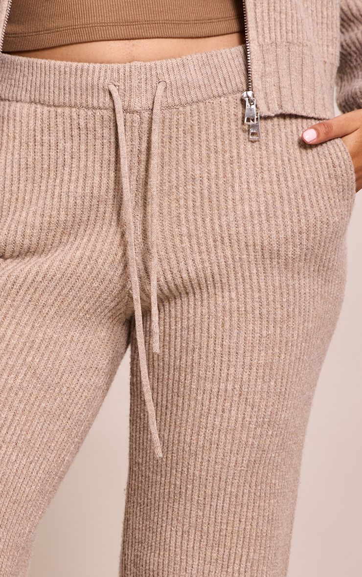 https://mediahub.prettylittlething.com/cnn7034_taupe_xl_3