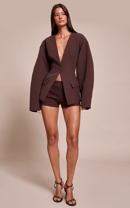 https://mediahub.prettylittlething.com/cnn7101_chocolate_xl_2