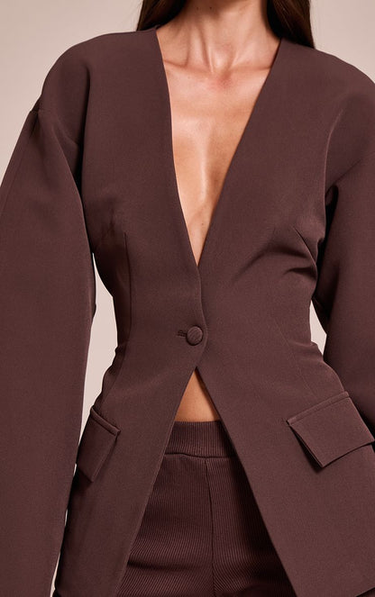 https://mediahub.prettylittlething.com/cnn7101_chocolate_xl_3