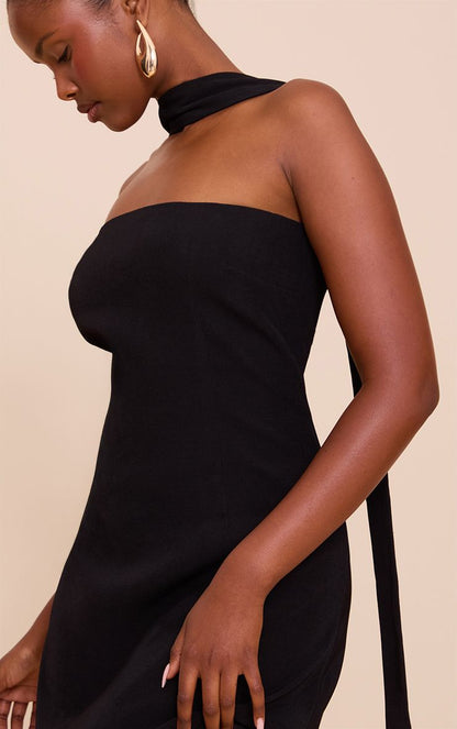 https://mediahub.prettylittlething.com/cnn7384_black_xl_3