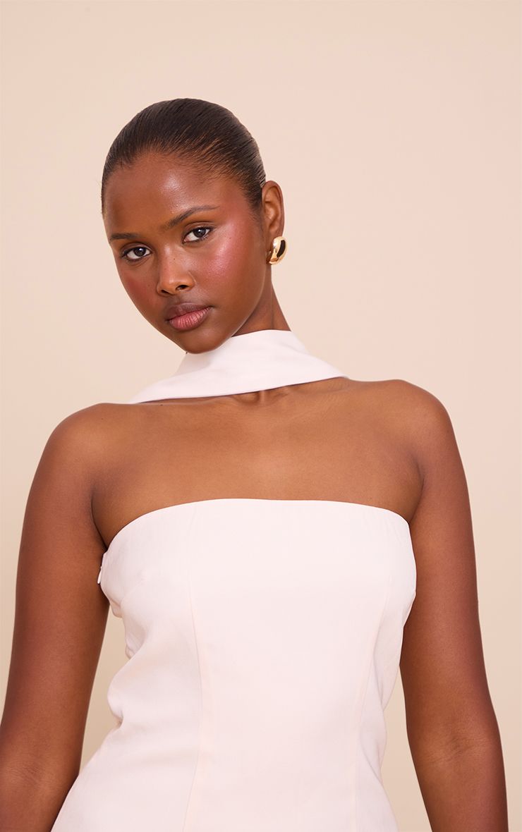 https://mediahub.prettylittlething.com/cnn7385_pale%20yellow_xl_3