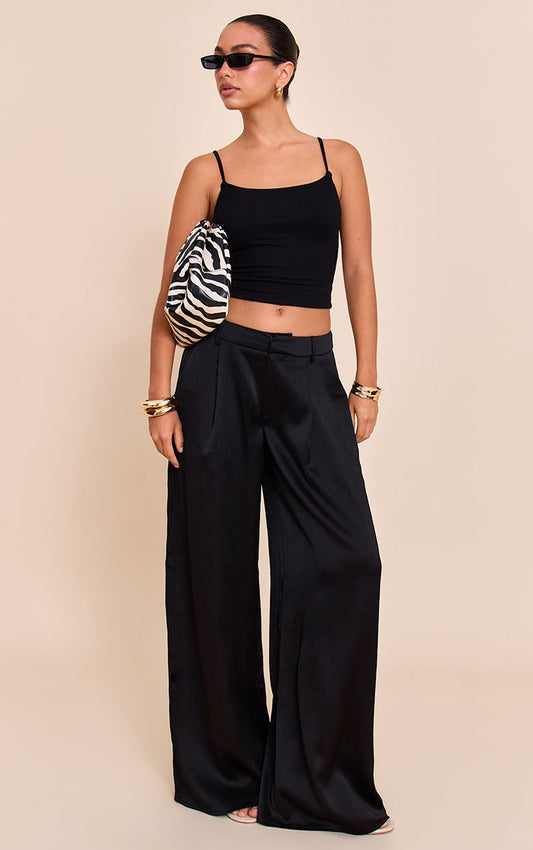 https://mediahub.prettylittlething.com/cnn7520_black_xl