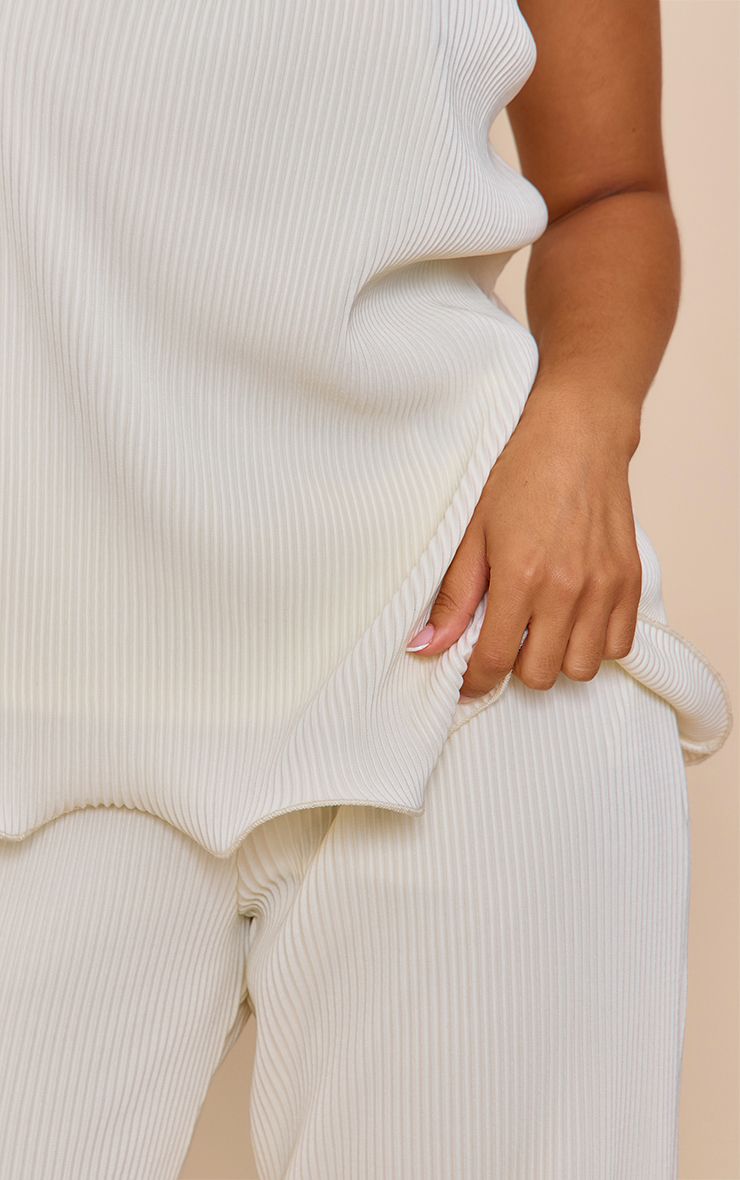 https://mediahub.prettylittlething.com/cnn7986_cream_xl_3