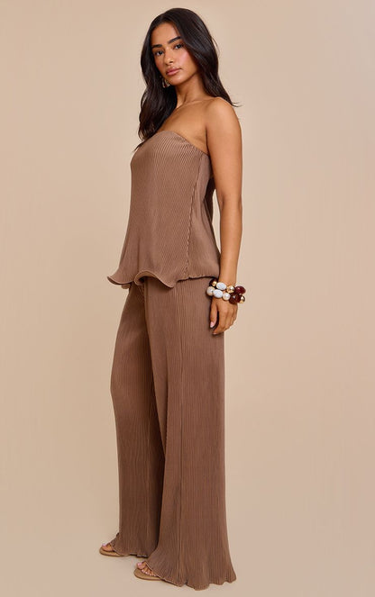 https://mediahub.prettylittlething.com/cnn8003_taupe_xl_2