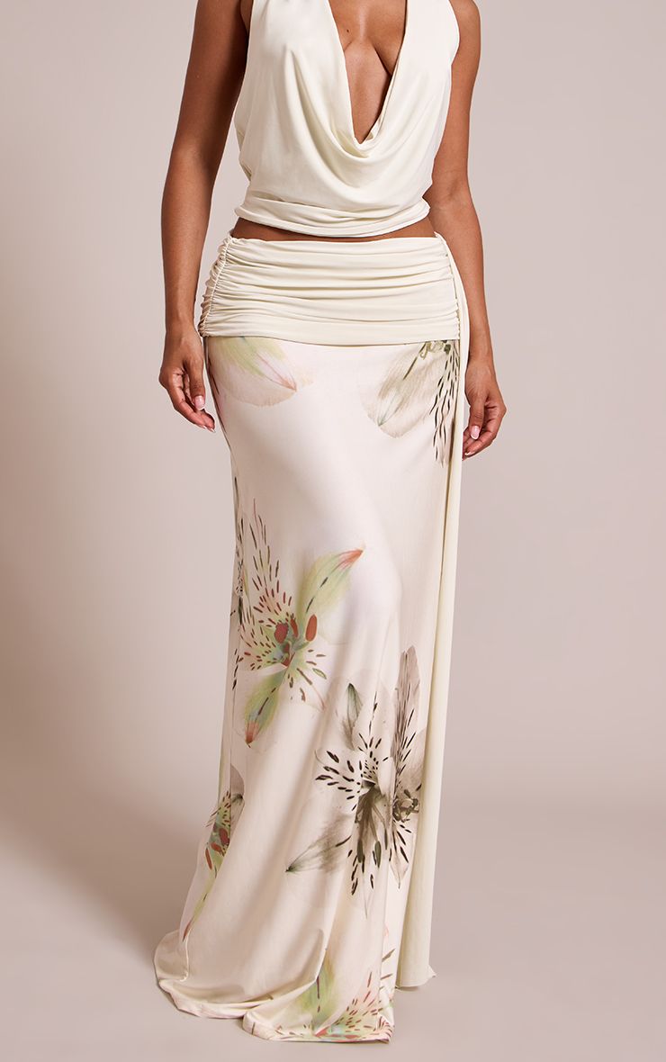 https://mediahub.prettylittlething.com/cnn8053_cream_xl_1