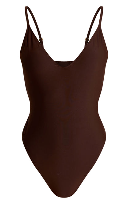 https://mediahub.prettylittlething.com/cnn8104_chocolate_xl_4