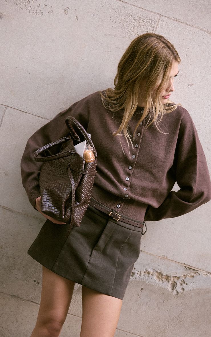 https://mediahub.prettylittlething.com/cnn8188_chocolate_xl_3