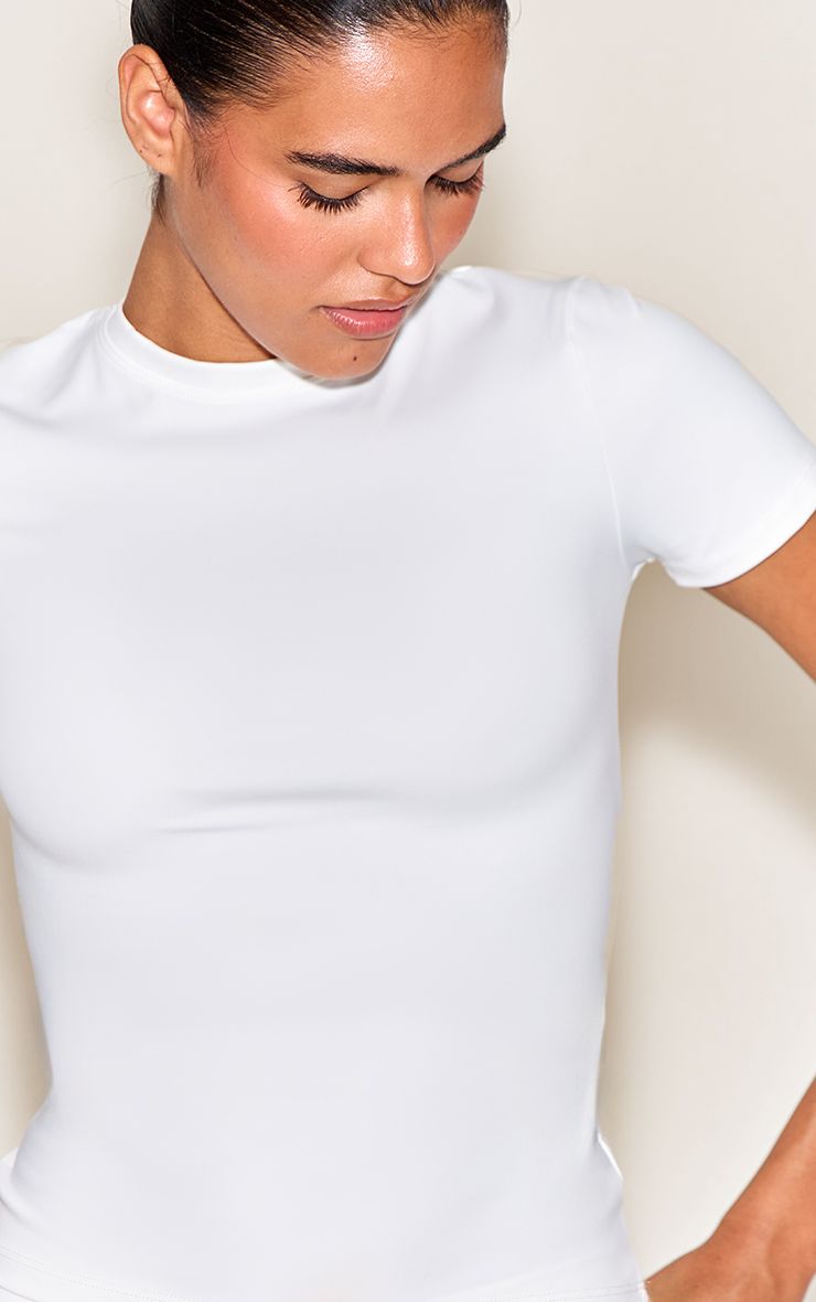 https://mediahub.prettylittlething.com/cnn8282_white_xl_3