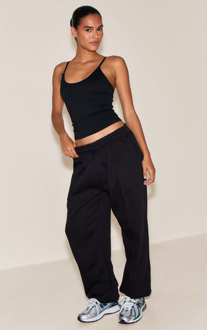 https://mediahub.prettylittlething.com/cnn8286_black_xl_2