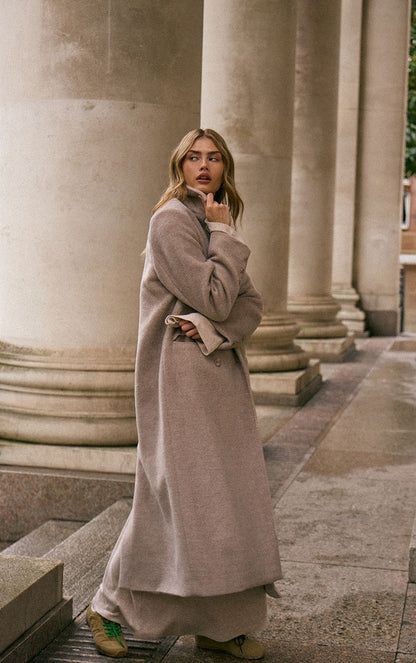 https://mediahub.prettylittlething.com/cnn8422_taupe_xl_1