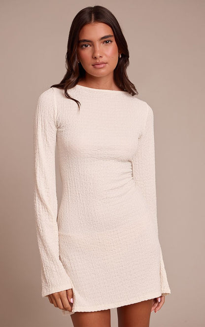 https://mediahub.prettylittlething.com/cnn8449_cream_xl