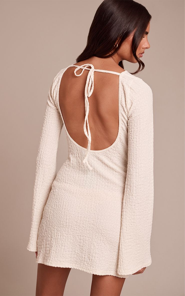 https://mediahub.prettylittlething.com/cnn8449_cream_xl_1