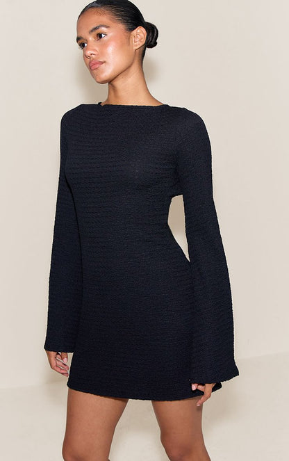 https://mediahub.prettylittlething.com/cnn8451_black_xl_2