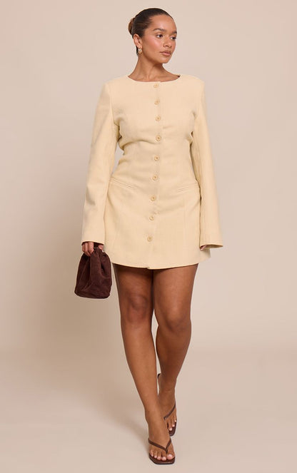 https://mediahub.prettylittlething.com/cnn8472_butter%20yellow_xl_2