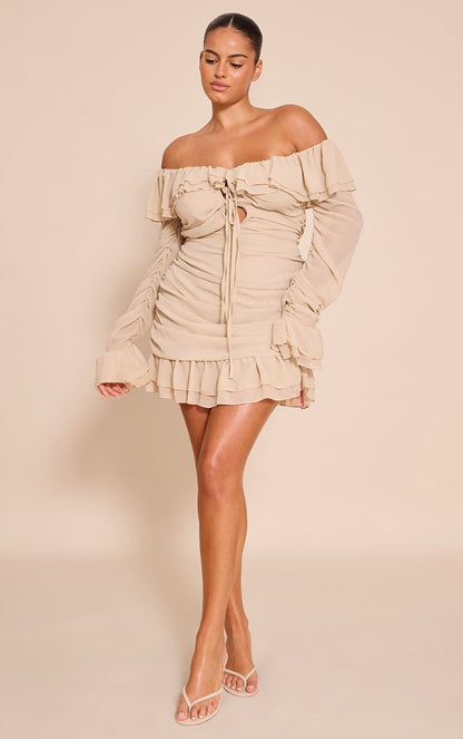 https://mediahub.prettylittlething.com/cnn8927_almond_xl_2
