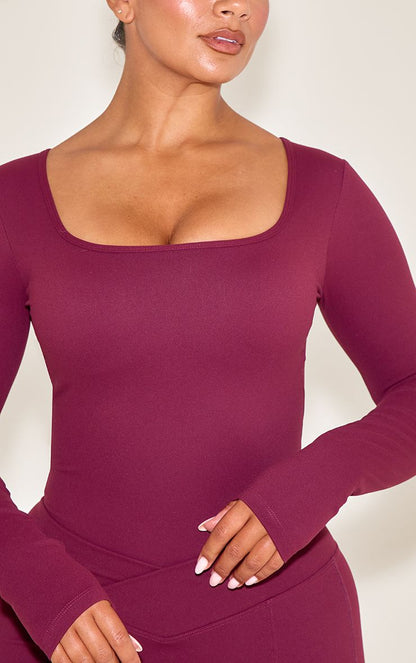 https://mediahub.prettylittlething.com/cnn9063_wine_xl_3