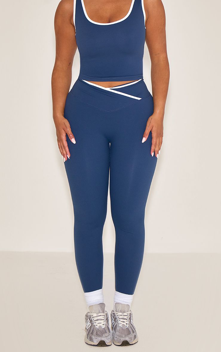 https://mediahub.prettylittlething.com/cnn9814_navy_xl_1