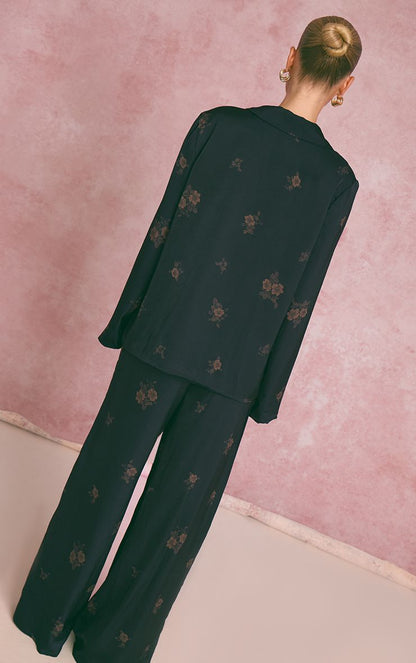https://mediahub.prettylittlething.com/cno0075_navy_xl_2