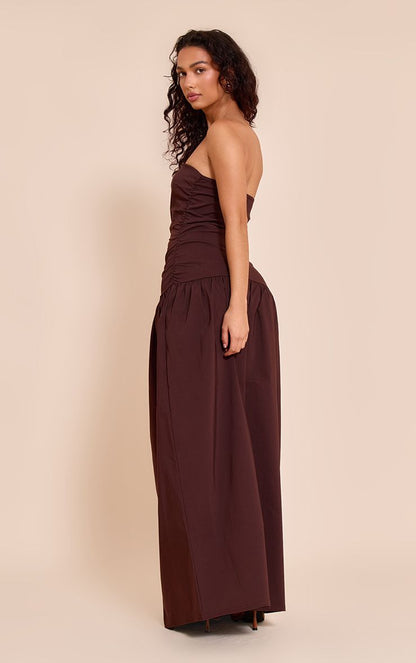 https://mediahub.prettylittlething.com/cno0204_chocolate_xl_1