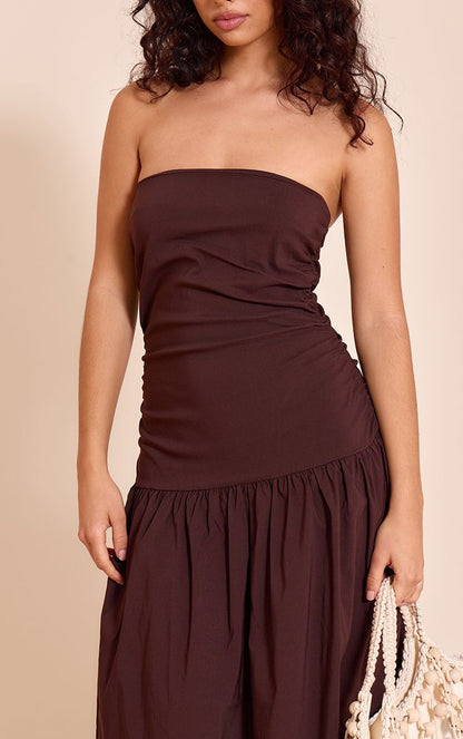 https://mediahub.prettylittlething.com/cno0204_chocolate_xl_3