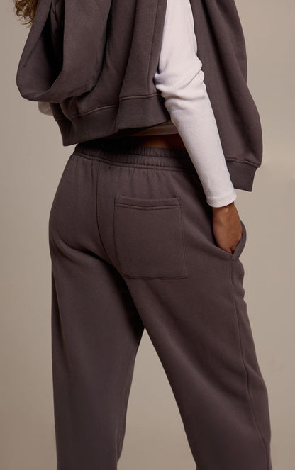 https://mediahub.prettylittlething.com/cno0243_charcoal_xl_3