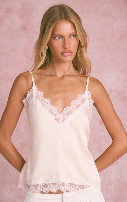 https://mediahub.prettylittlething.com/cno0801_cream_xl_3
