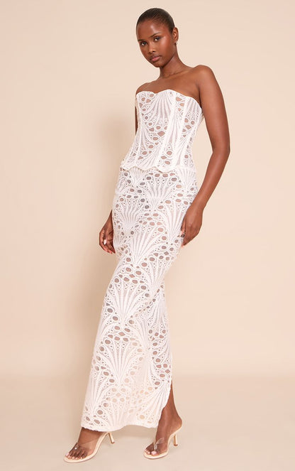 https://mediahub.prettylittlething.com/cno0829_white_xl