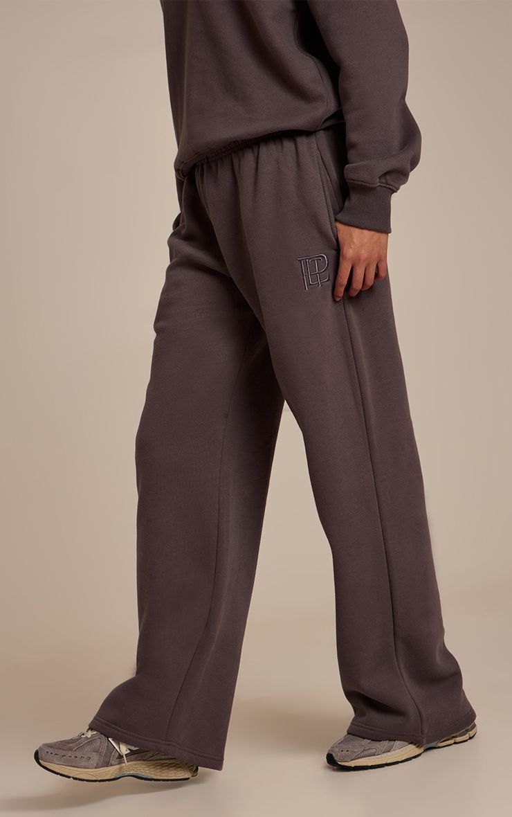 https://mediahub.prettylittlething.com/cno0904_charcoal_xl_1