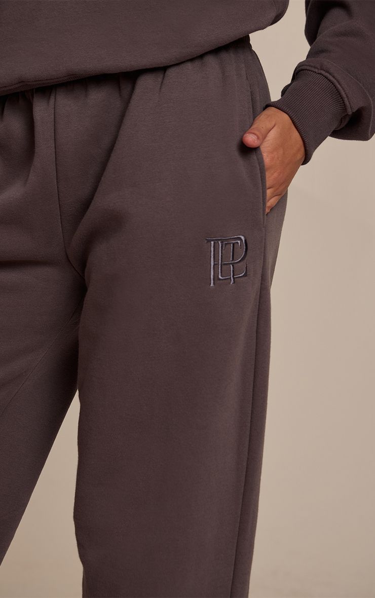 https://mediahub.prettylittlething.com/cno0904_charcoal_xl_3