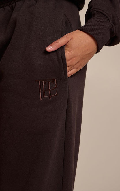 https://mediahub.prettylittlething.com/cno0905_chocolate_xl_3