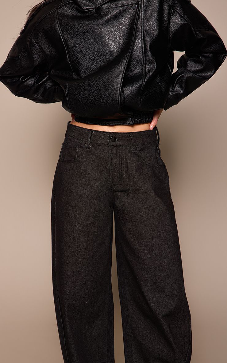 https://mediahub.prettylittlething.com/cno0917_raw%20indigo%20wash_xl_3