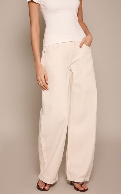 https://mediahub.prettylittlething.com/cno0924_ecru_xl_1