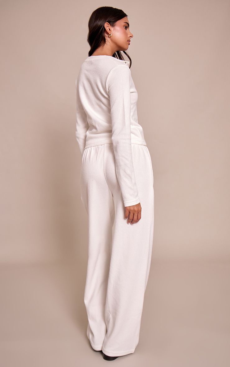 https://mediahub.prettylittlething.com/cno1258_cream_xl_1
