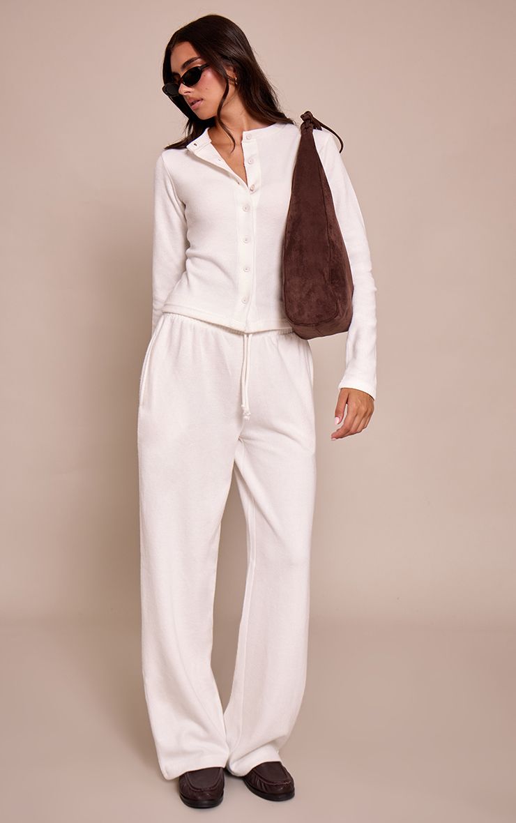 https://mediahub.prettylittlething.com/cno1258_cream_xl_2