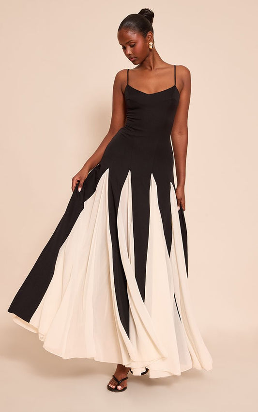 https://mediahub.prettylittlething.com/cno1507_black_xl