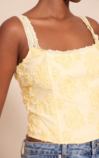 https://mediahub.prettylittlething.com/cno1563_butter%20yellow_xl_3