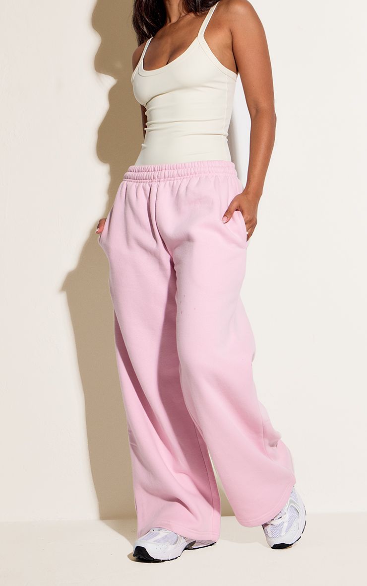 https://mediahub.prettylittlething.com/cno1610_baby%20pink_xl_1