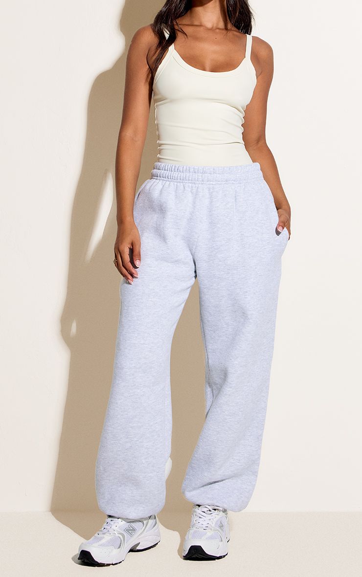 https://mediahub.prettylittlething.com/cno1615_ash%20grey_xl_1