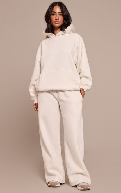 https://mediahub.prettylittlething.com/cno1624_cream_xl_2