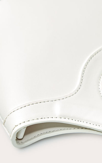 https://mediahub.prettylittlething.com/cno1632_cream_xl_4