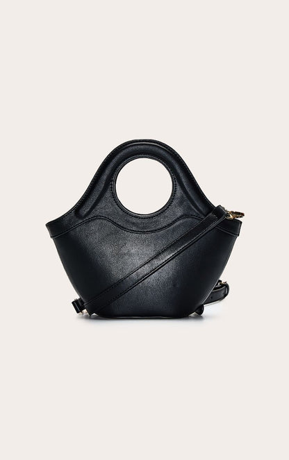 https://mediahub.prettylittlething.com/cno1633_black_xl_1