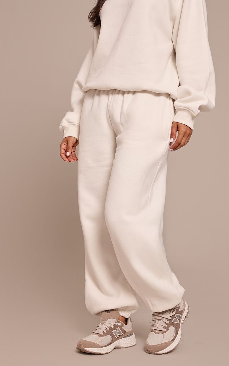 https://mediahub.prettylittlething.com/cno1635_cream_xl_1