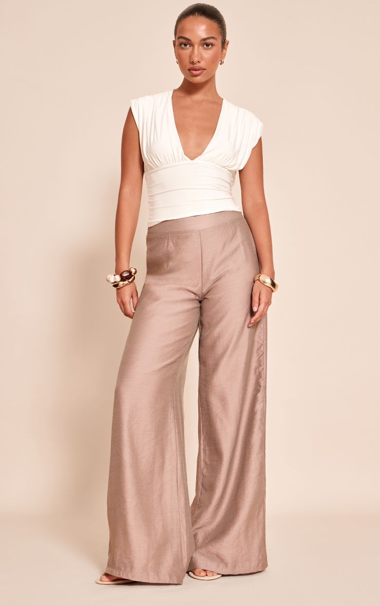 https://mediahub.prettylittlething.com/cno1639_white_xl_2