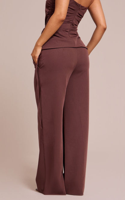 https://mediahub.prettylittlething.com/cno1680_chocolate_xl_2