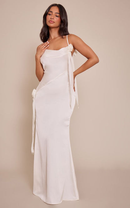 https://mediahub.prettylittlething.com/cno1729_white_xl_1