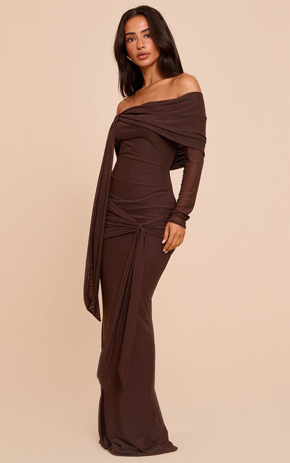https://mediahub.prettylittlething.com/cno1740_chocolate_xl