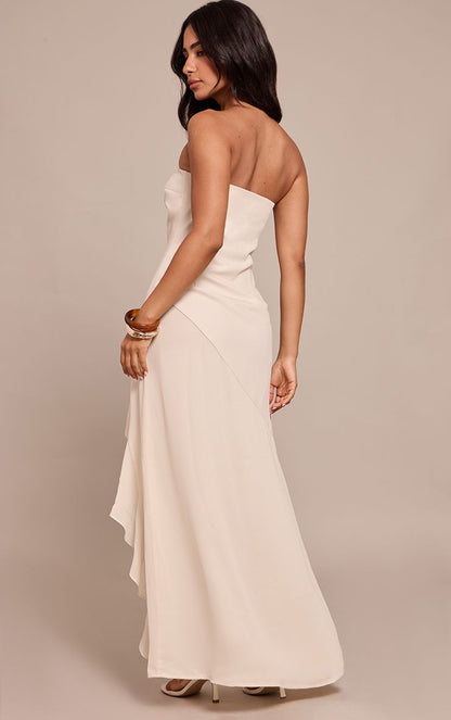 https://mediahub.prettylittlething.com/cno1744_true%20beige_xl_1