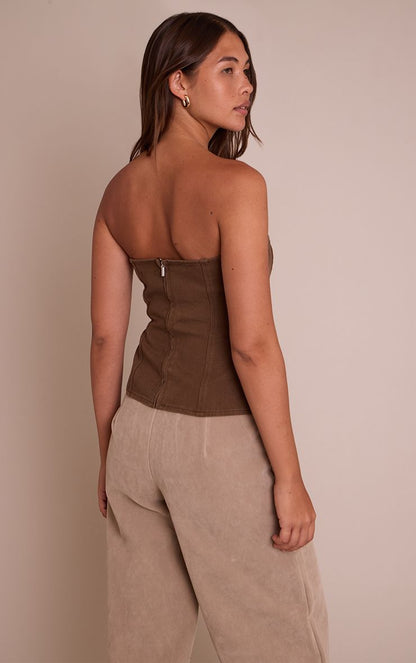 https://mediahub.prettylittlething.com/cno1773_chocolate_xl_1