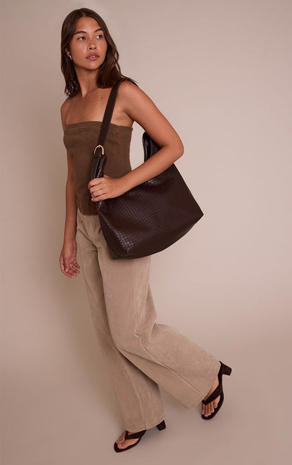 https://mediahub.prettylittlething.com/cno1773_chocolate_xl_2
